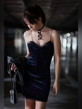 Zara Midnight Blue Velvet Slip Dress ✨